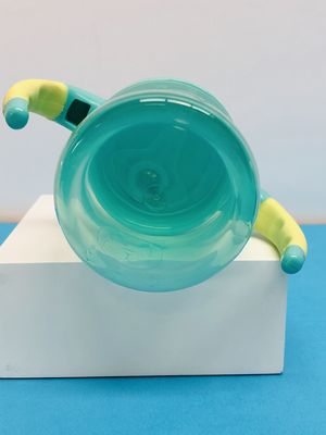 Kubek niekapek dla chłopców 150 ml bez BPA 9 miesięcy 6 uncji